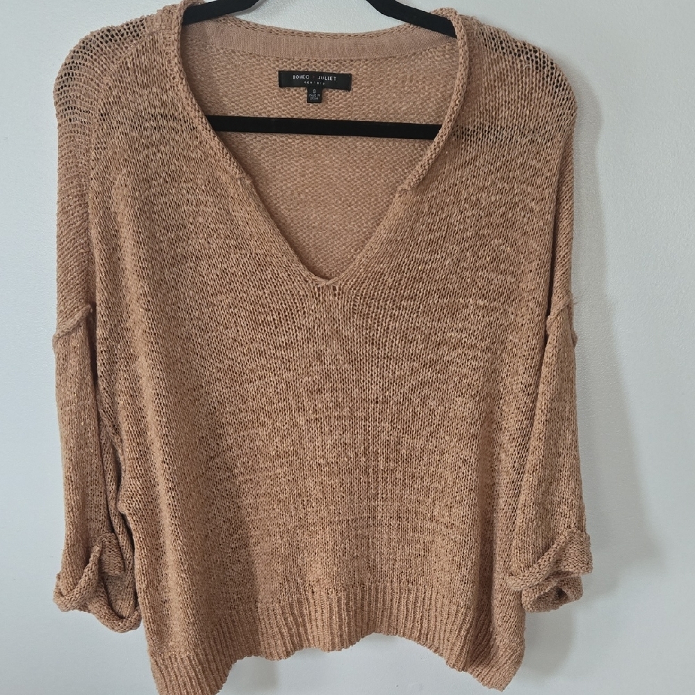 🌹 Romeo & Juliet Couture Women's V-Neck Sweater in Brown